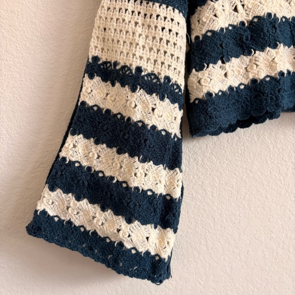POL Blue and Cream Floral Knit Cardigan one size best for small / medium - Picture 5 of 11